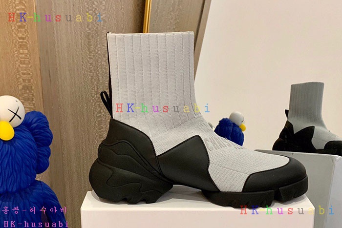 NEW 디올 신발 신상 DR 572229