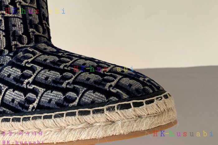 NEW 디올 부츠 신상 DR 572220