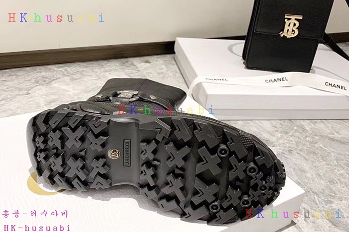 NEW 버버리 신발 신상 BB 5242660