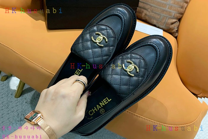 NEW  샤넬 신발  신상 C 582568