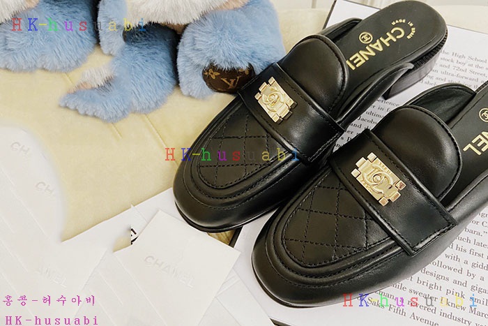 NEW  샤넬 신발  신상 C 582571
