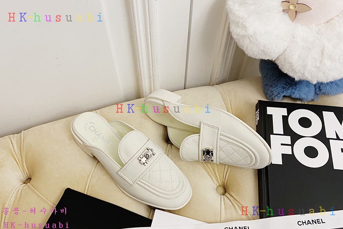 NEW  샤넬 신발  신상 C 582572