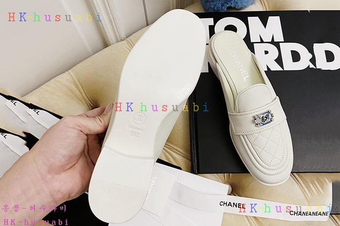NEW  샤넬 신발  신상 C 582572