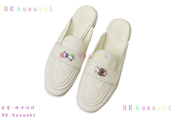 NEW  샤넬 신발  신상 C 582572