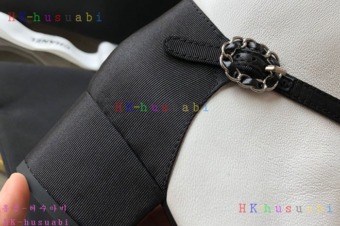 NEW  샤넬 부츠 신상 C 582560
