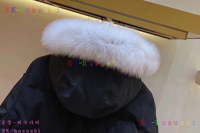 NEW 무스너클 패딩 신상 M 625230