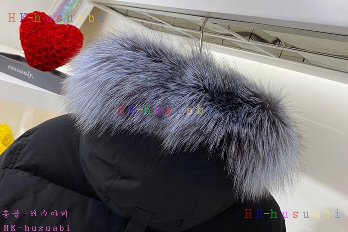 NEW 무스너클 패딩 신상 M 625234
