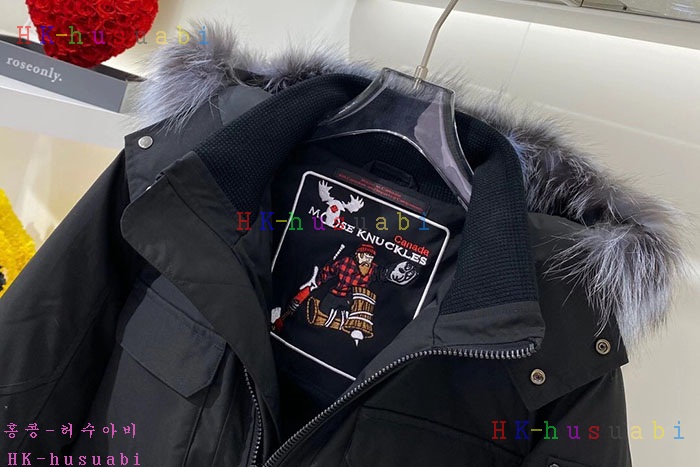 NEW 무스너클 패딩 신상 M 625234