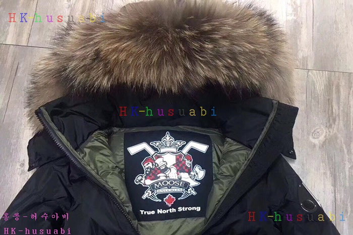 NEW 무스너클 패딩 신상 M 625235