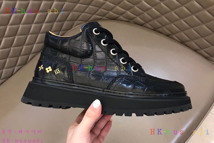 NEW 루이비통 남성용 신발 LV 523004