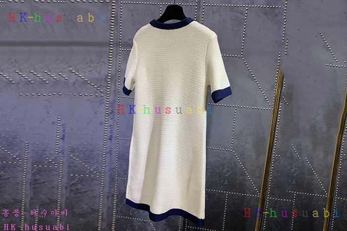 NEW 구찌 원피스 신상 GU 653557