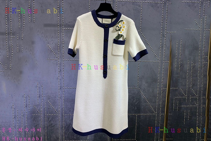 NEW 구찌 원피스 신상 GU 653557