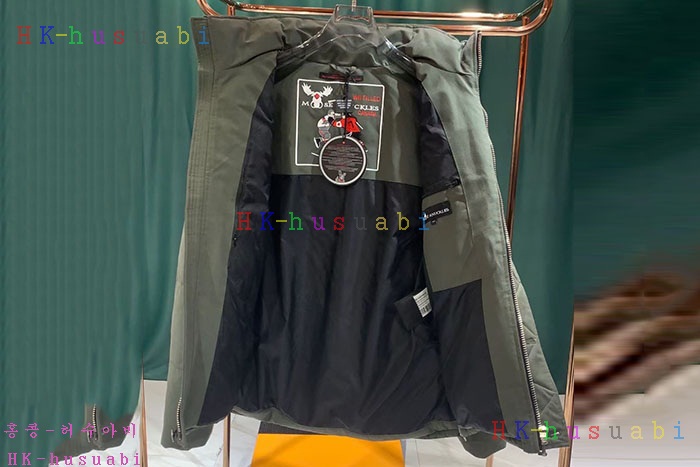 NEW 무스너클 패딩 신상 M 653322