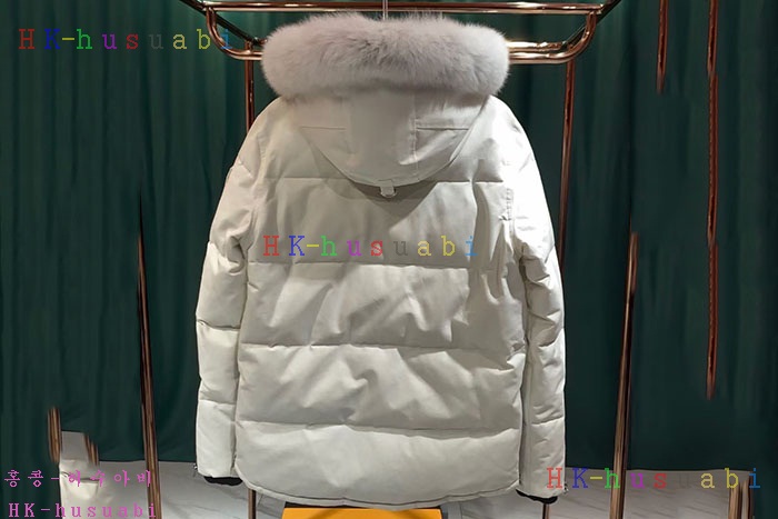 NEW 무스너클 패딩 신상 M 653323