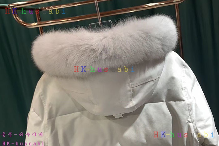 NEW 무스너클 패딩 신상 M 653323