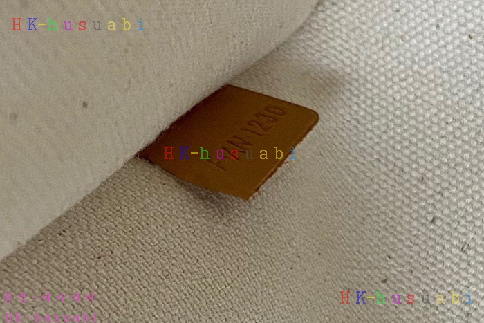 ★미러급★ 셀린느 버티컬 카바스백  C 193302