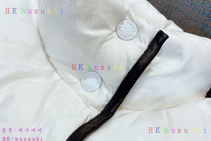 NEW 루이비통 패딩 신상 LV 55234