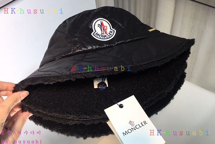 NEW 몽클레어 모자 신상 M 5236552