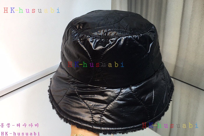 NEW 몽클레어 모자 신상 M 5236552
