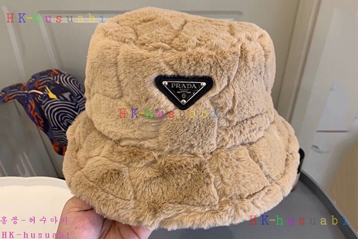 NEW 프라다 모자 신상 P  523665