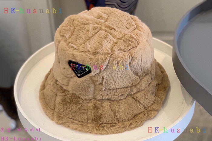 NEW 프라다 모자 신상 P  523665