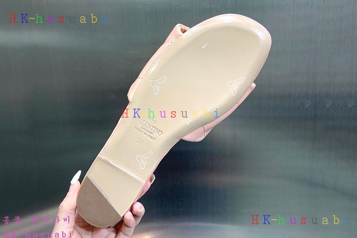 NEW 발렌티노 슬리퍼 신상 V 4765823