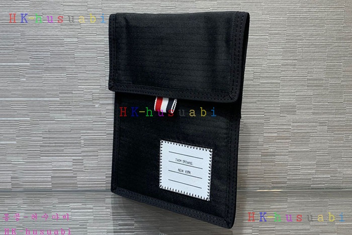 NEW 톰브라운 숄더백 TB 4736650