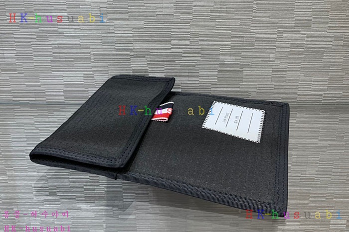 NEW 톰브라운 숄더백 TB 4736650