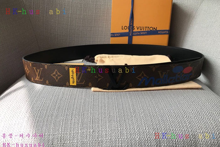 NEW 루이비통 벨트 신상 LV 724554