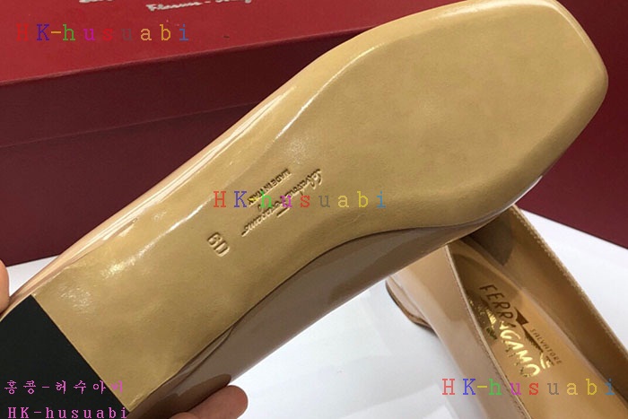 NEW 페라가모 신발 신상 F 4758231
