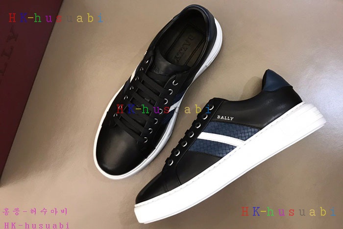 NEW 발리 스니커즈 신상 B 736650