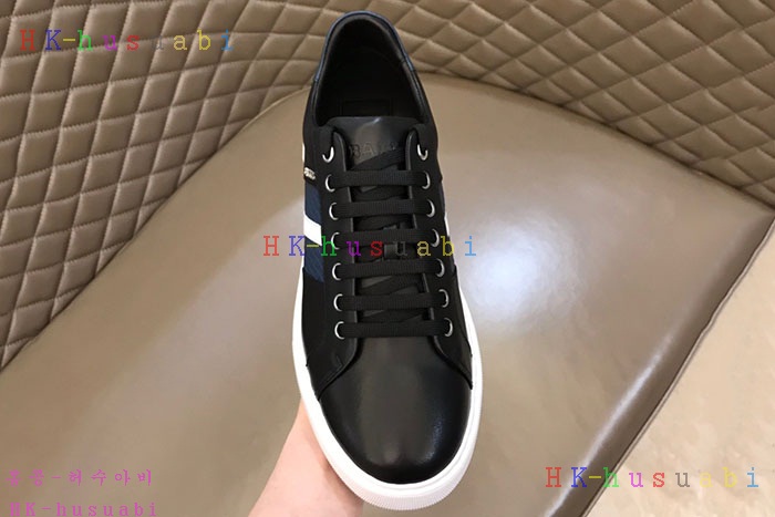 NEW 발리 스니커즈 신상 B 736650