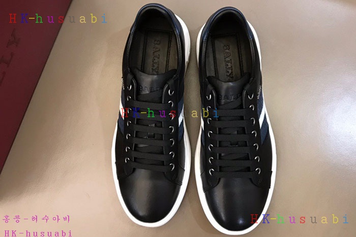NEW 발리 스니커즈 신상 B 736650