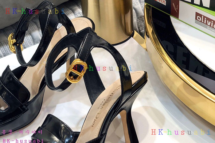 NEW 디올 신발 신상 DR 1243556