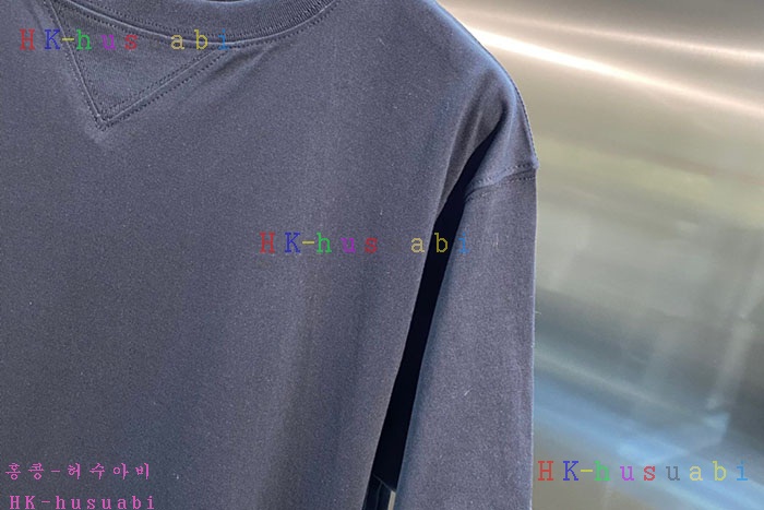 NEW 디올 반팔티 신상 DR 724553