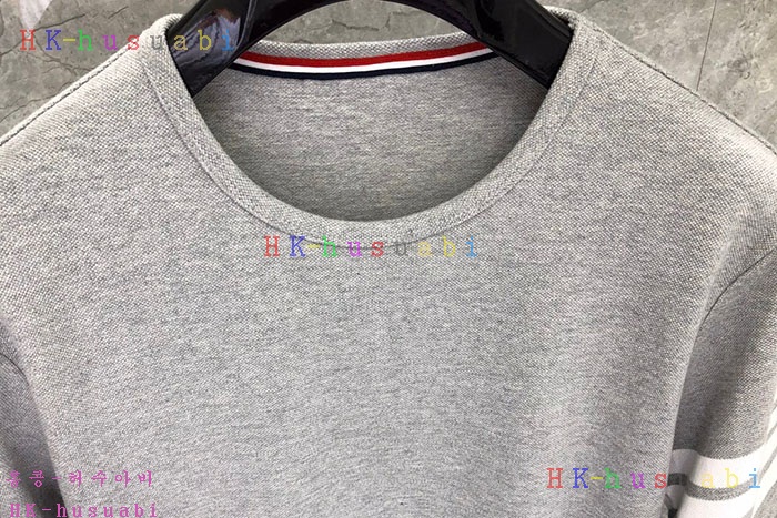 NEW 톰브라운 반팔티 신상 TB 724457