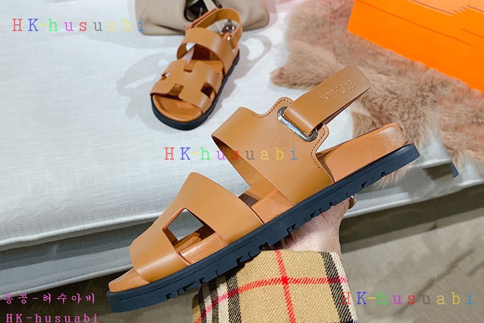 NEW 에르메스 신발 신상 H 24385550