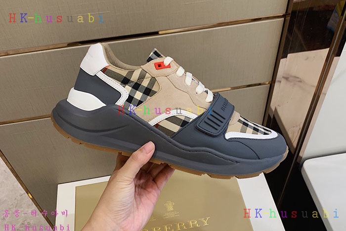 NEW 버버리 신발 신상 BB  7254220