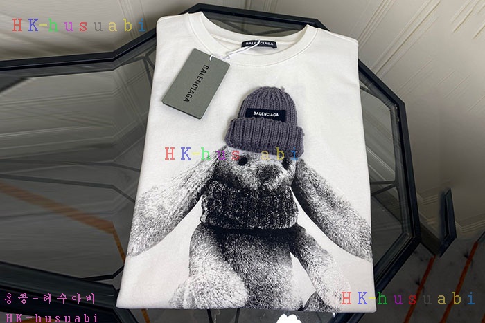 NEW 발렌시아가 반팔티 신상 B 3232551