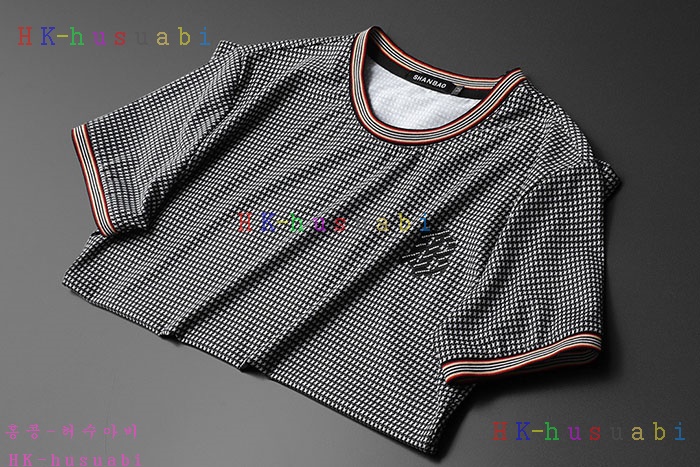 NEW 버버리 반팔티 신상 BB 7245904