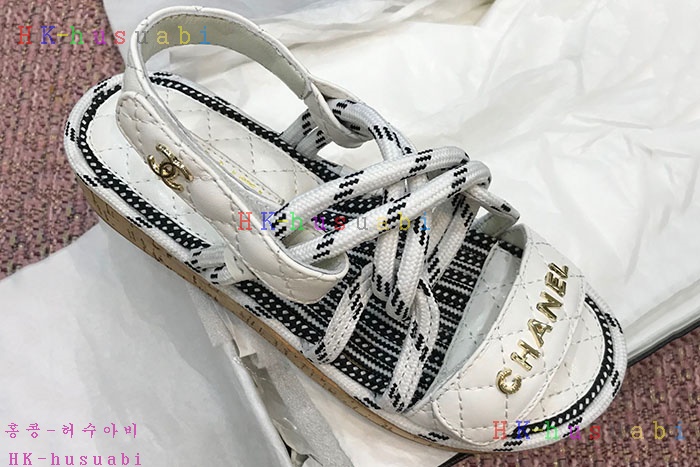 NEW  샤넬 샌들 신상 C 335255