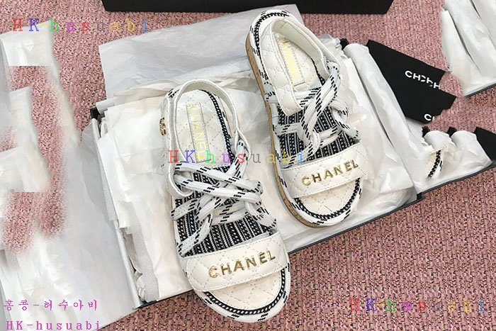 NEW  샤넬 샌들 신상 C 335255