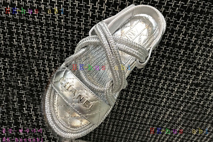 NEW  샤넬 샌들 신상 C 335256