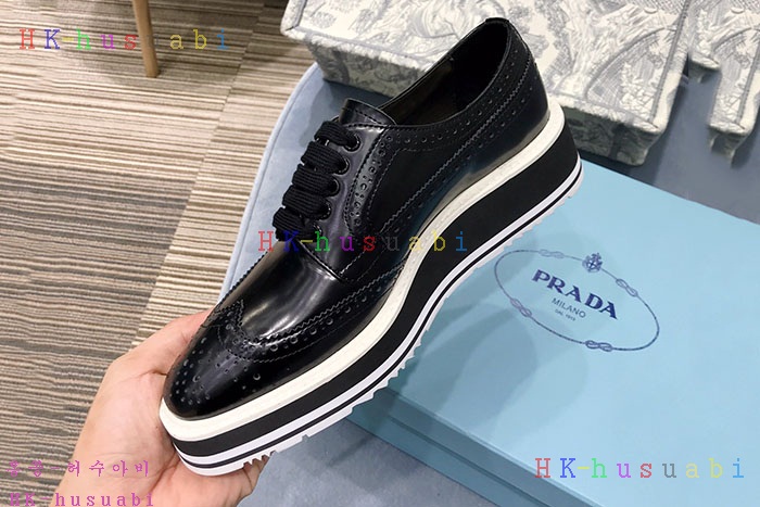 NEW 프라다 신발 신상 P 247720
