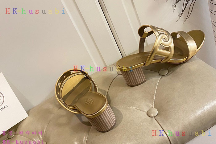 NEW 에르메스 샌들 신상 H 2424125