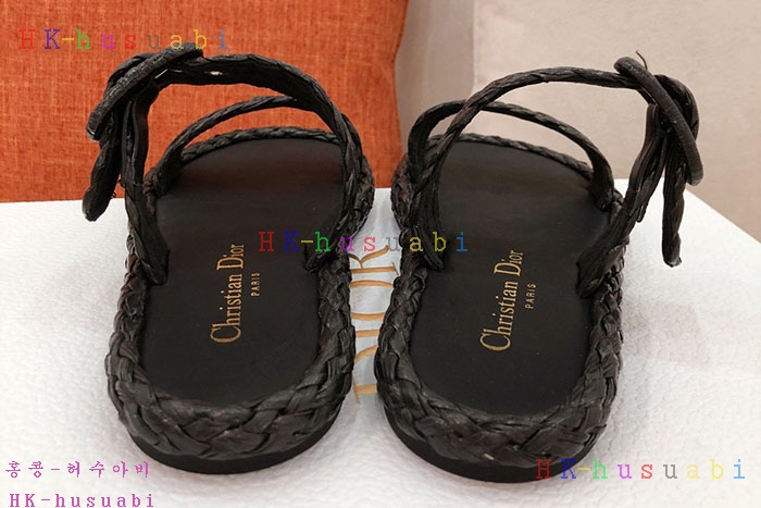 NEW 디올 신발 신상 DR 857222