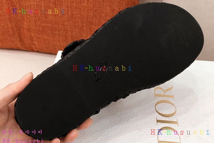 NEW 디올 신발 신상 DR 857222