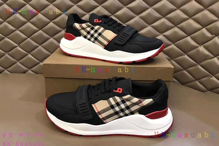 NEW 버버리 남성 스니커즈 B 585581