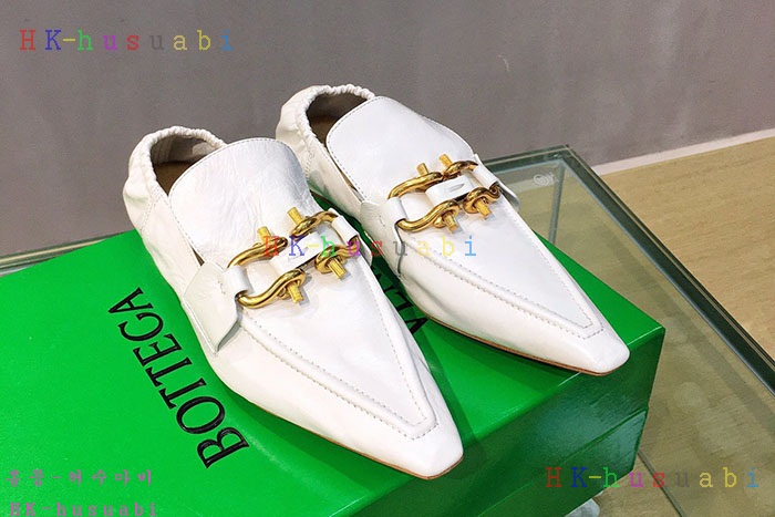 NEW 보테가베네타 신발 신상  BV 52524