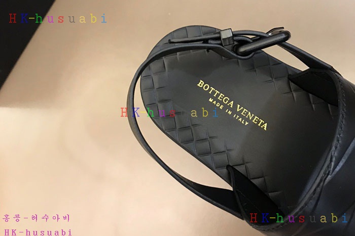 NEW 보테가베네타 남성 슬리퍼 BV 525221